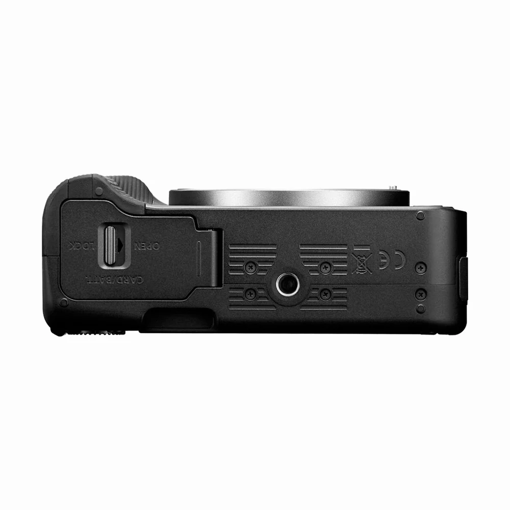 Canon EOS R50 V Mirrorless Camera with RF-S 14-30mm f/4-6.3 IS STM PZ Lens thumbnail 4