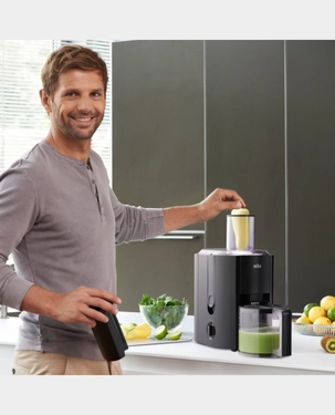 Braun IdentityCollection J300 Spin Juicer | 800W Motor | 1.25L Pulp Container | Stainless Steel & Plastic Build - Black thumbnail 4